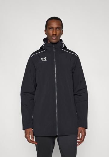 Спортивная куртка