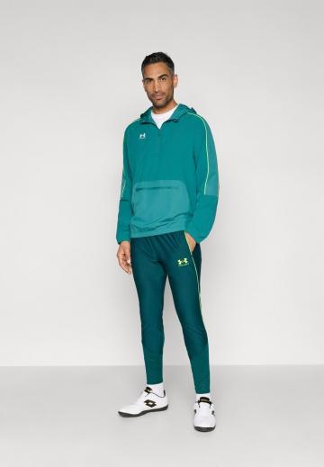 Куртка-дождевик