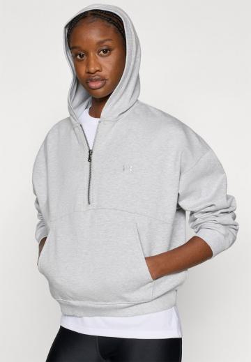 Спортивная толстовка