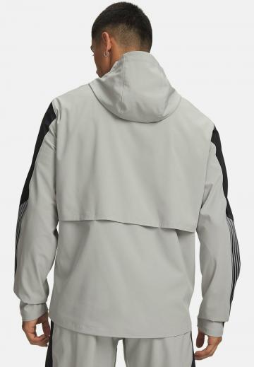 Спортивная куртка