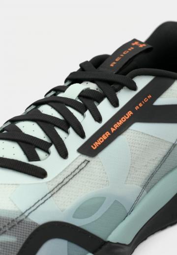 Тренировочные кроссовки