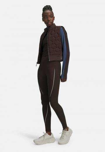 Пуховой жилет