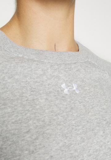 Спортивная толстовка