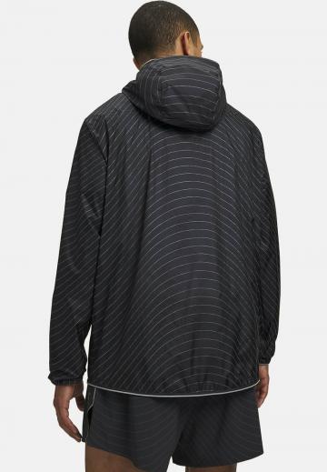 Спортивная куртка