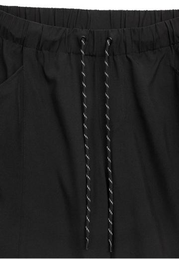 Юбка с накладными карманами