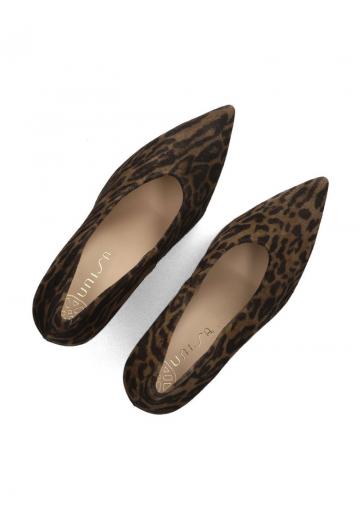 Туфли на высоком каблуке