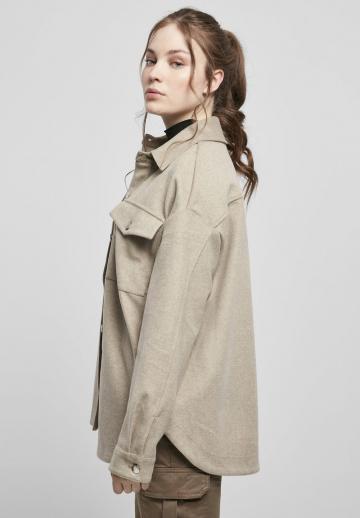 Куртка с накладнымит карманами