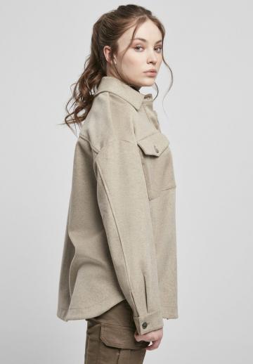 Куртка с накладнымит карманами