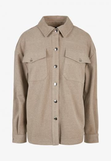 Куртка с накладнымит карманами