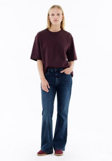 Клешеные брюки