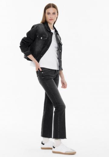 Клешеные брюки