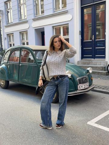 Пуловер с воротником поло