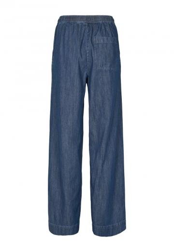 Свободные джинсы