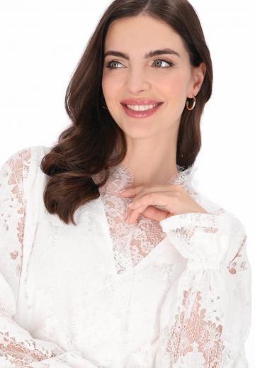 Кружевная блузка