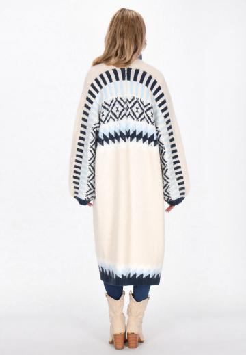 Жаккардовая вязаная кофта