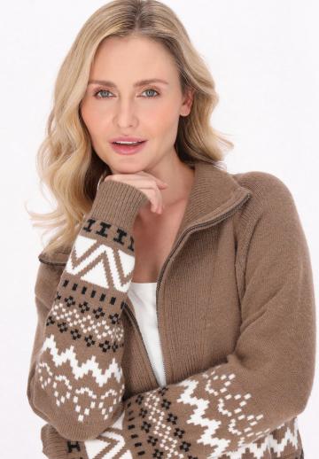 Длинный жилет