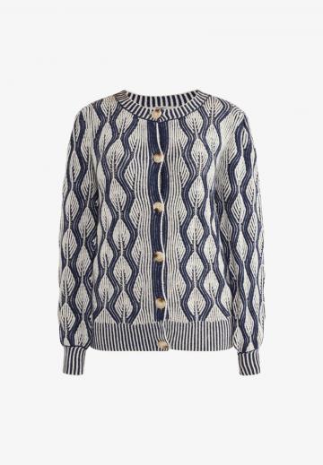 Длинный жилет