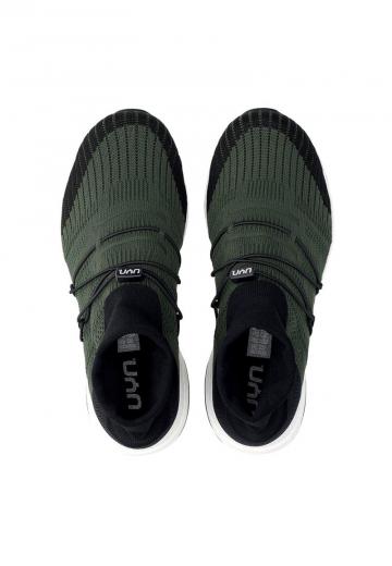 Беговые кроссовки