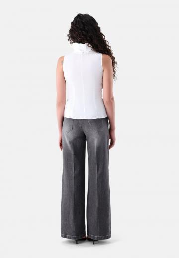 Блузка без рукавов