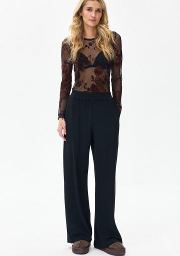 Прямые брюки