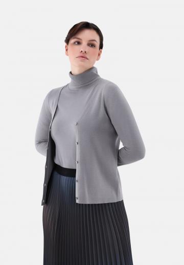 Вязаный жилет