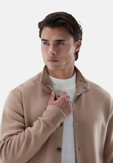 Вязаная кофта