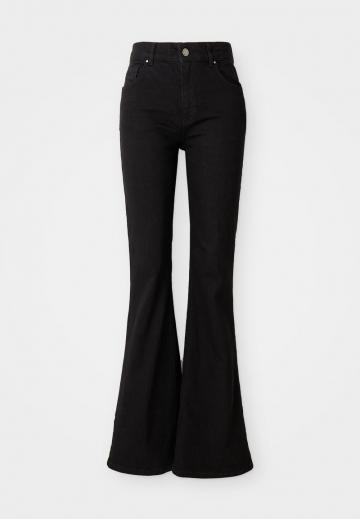 Клешеные брюки