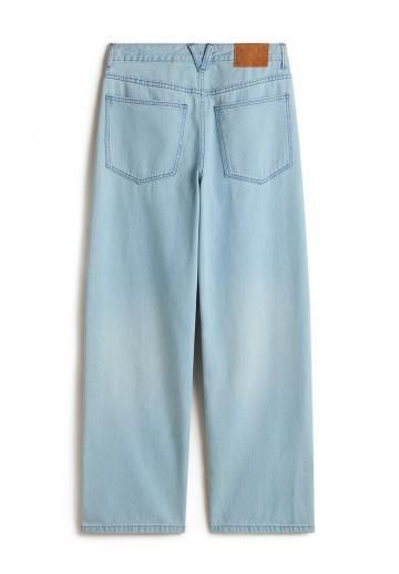 Свободные джинсы