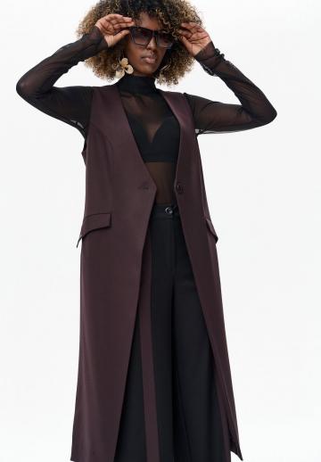 Длинный жилет