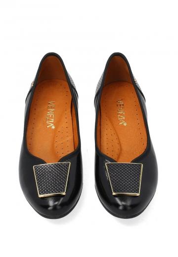 Туфли с высоким носом