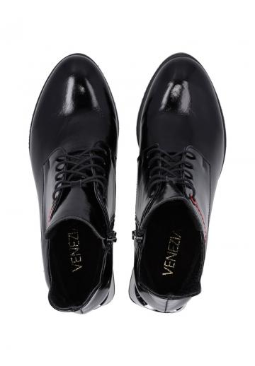 Зимние ботинки