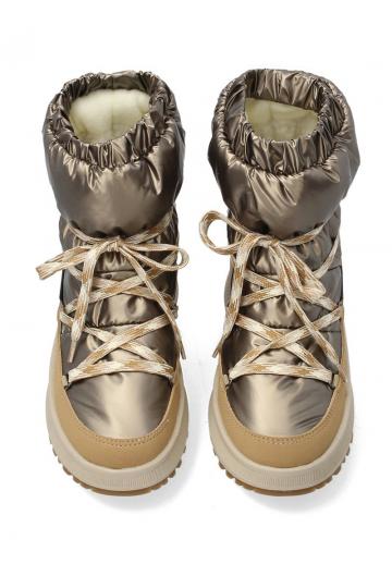 Сапожки на танкетке