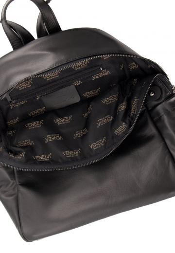 Кожаный рюкзак