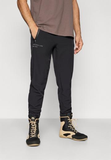 Спортивные штаны