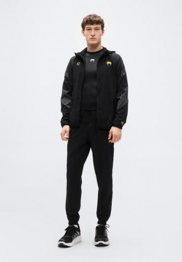 Спортивная куртка