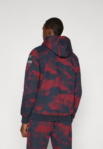 Спортивная кофта