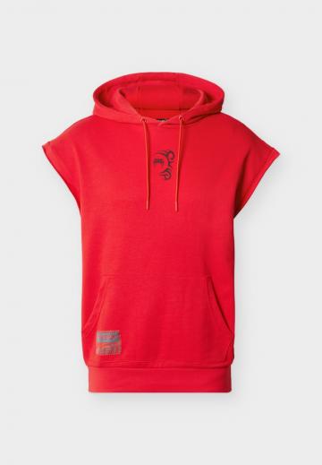 Спортивная кофта