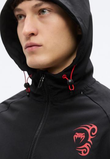 Спортивная куртка