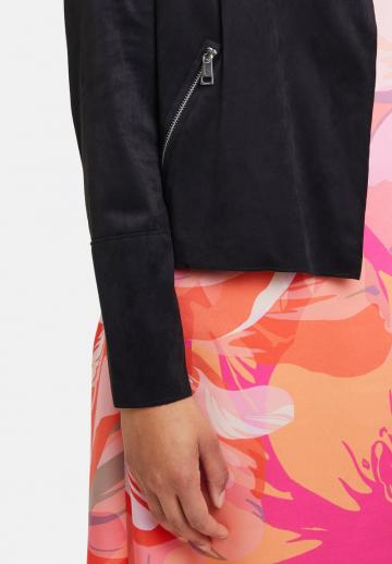 Короткая куртка