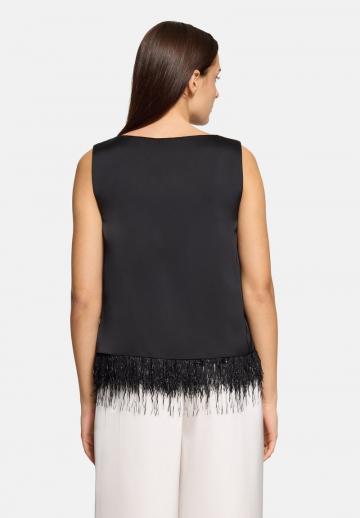 Блузка без рукавов