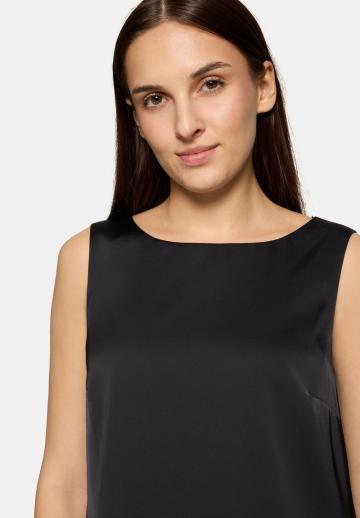 Блузка без рукавов