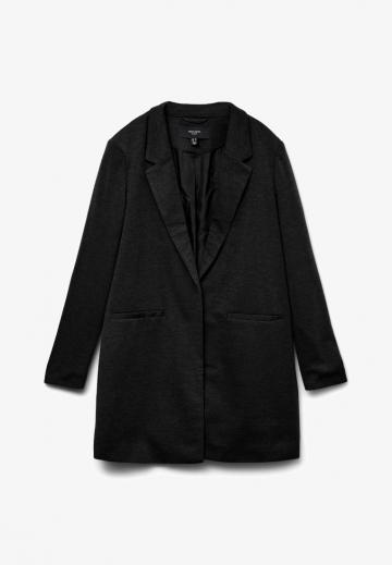 Короткое пальто