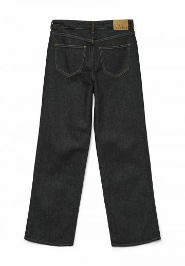 Клешеные джинсы