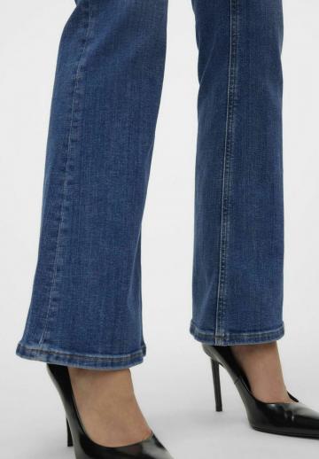 Клешеные брюки