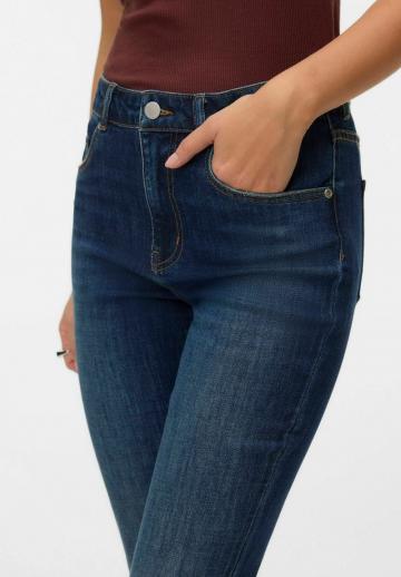 Клешеные брюки