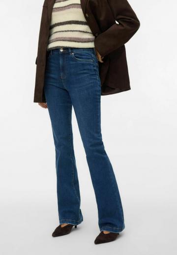 Клешеные брюки