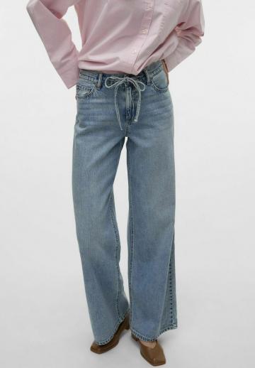 Свободные джинсы