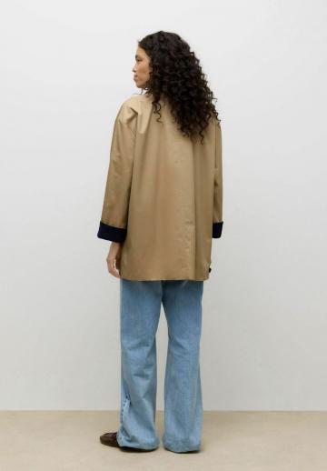 Короткое пальто