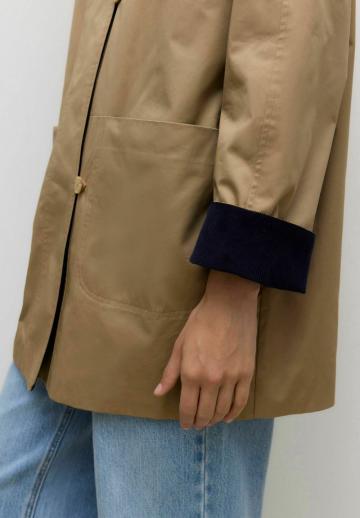 Короткое пальто