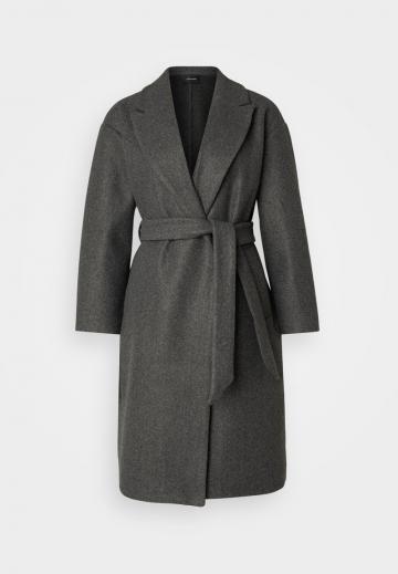 Шерстяное пальто